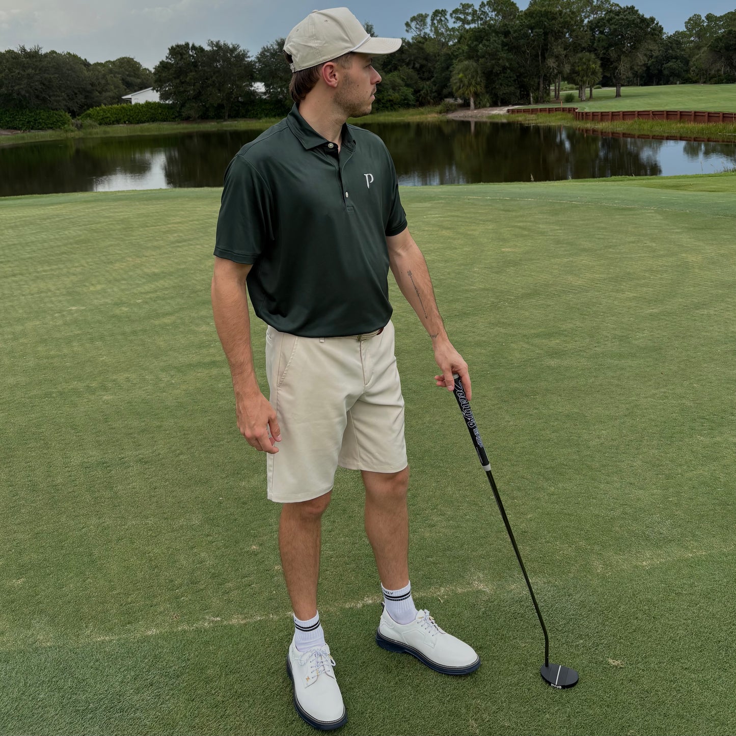 PERFORMANCE GOLF POLO - PLAYERS GREEN