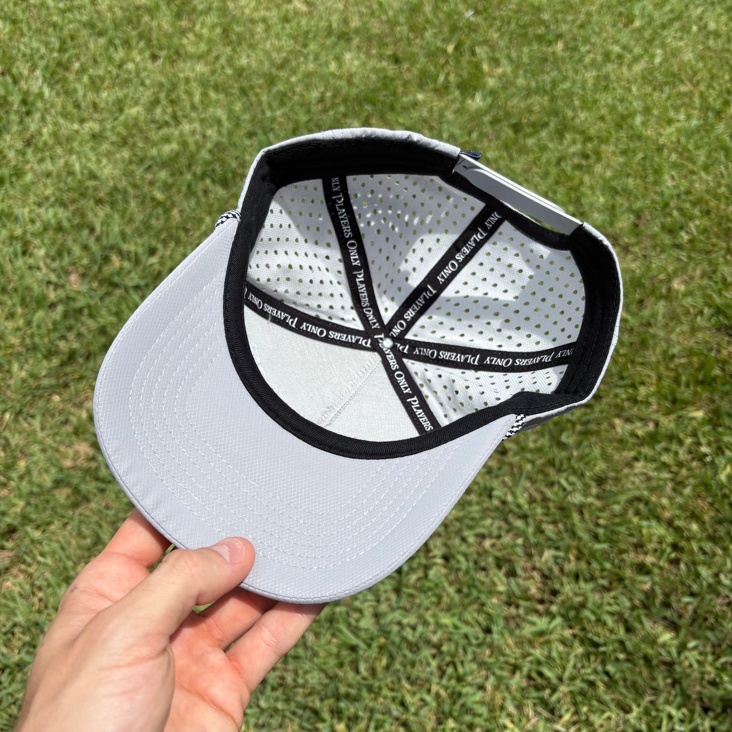 PERFORMANCE GOLF HAT - SMOKE